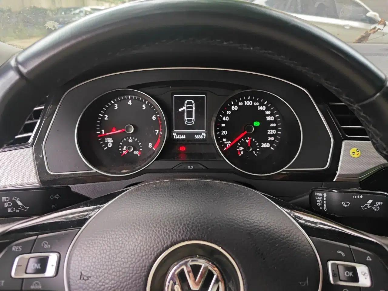 Volkswagen Magotan 2018 330TSI DSG Advanced Model — миниатюра 11