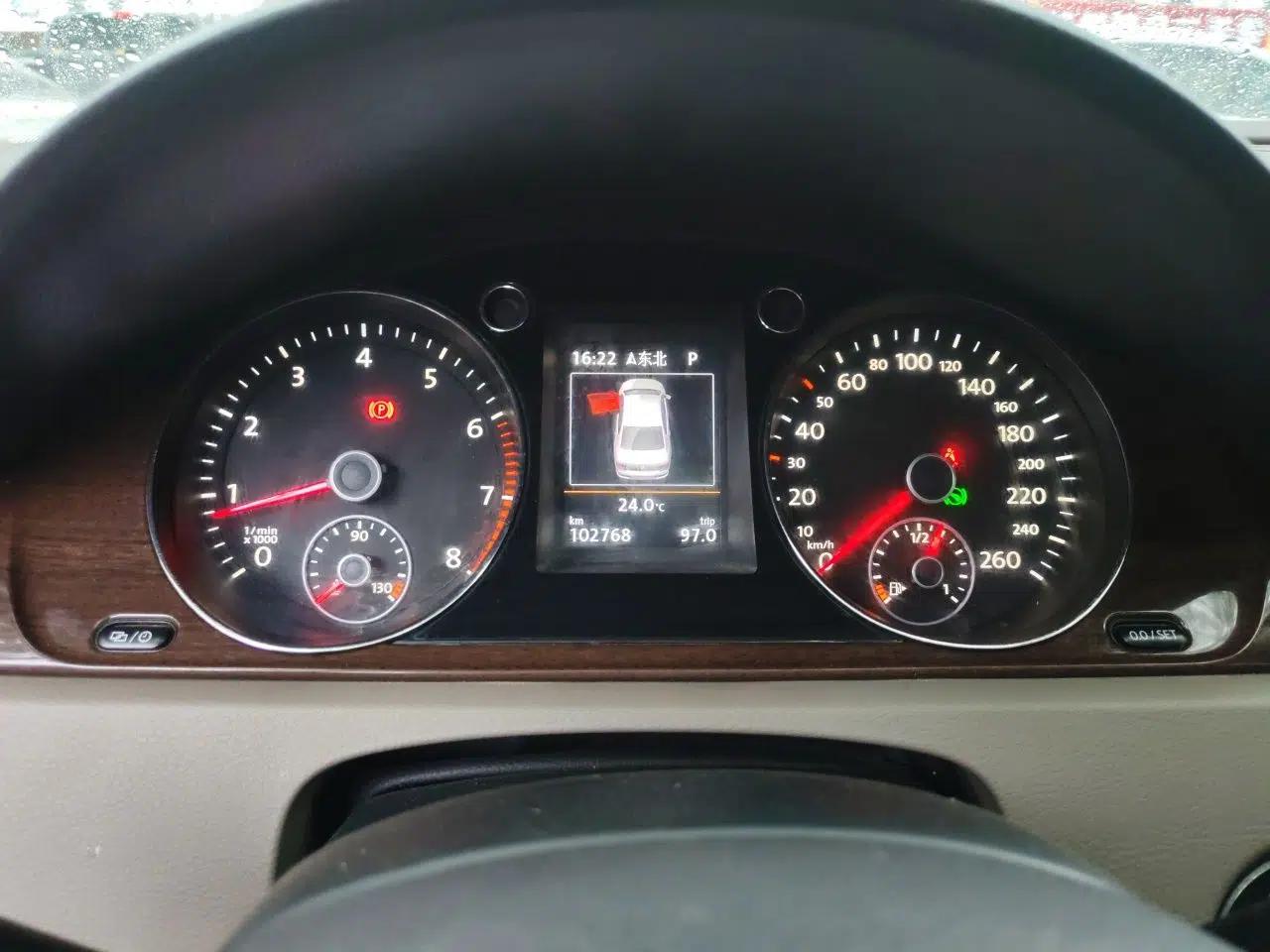 Volkswagen Magotan 2015 Revised 1.8TSI Prestige Version — миниатюра 11