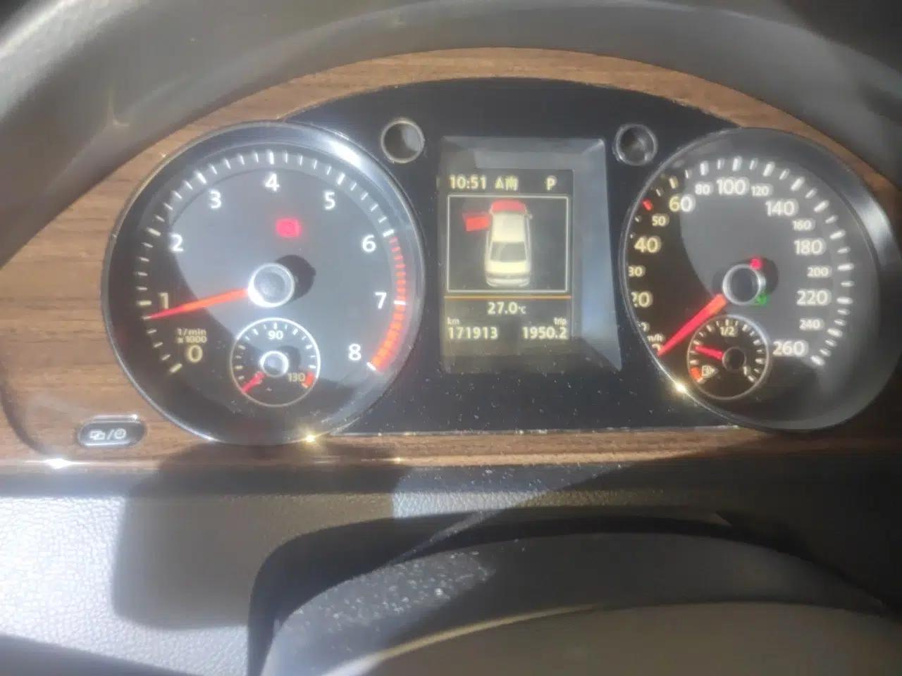 Volkswagen Magotan 2015 1.8TSI Prestige Model — миниатюра 12