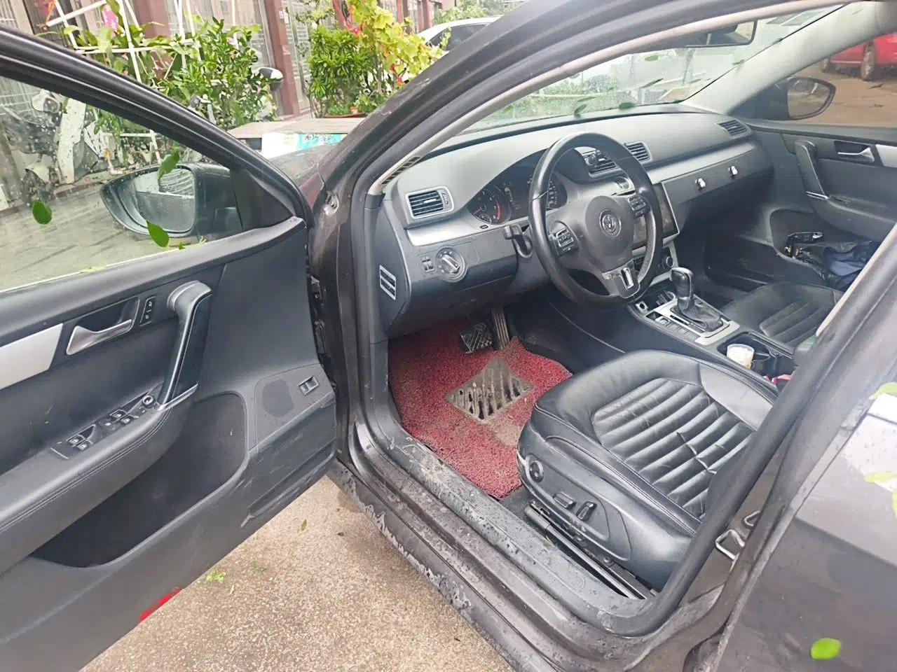 Volkswagen Magotan 2013 1.8TSI Premier Model — миниатюра 16