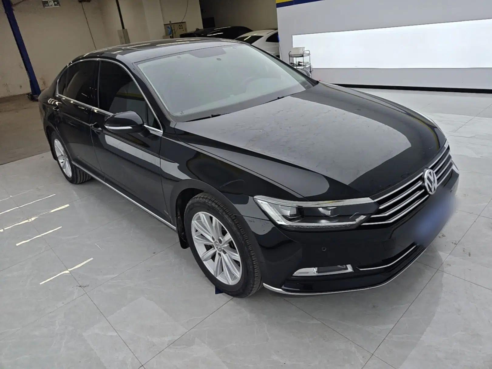 Volkswagen Magotan 2018 280TSI DSG Leading Model — миниатюра 3