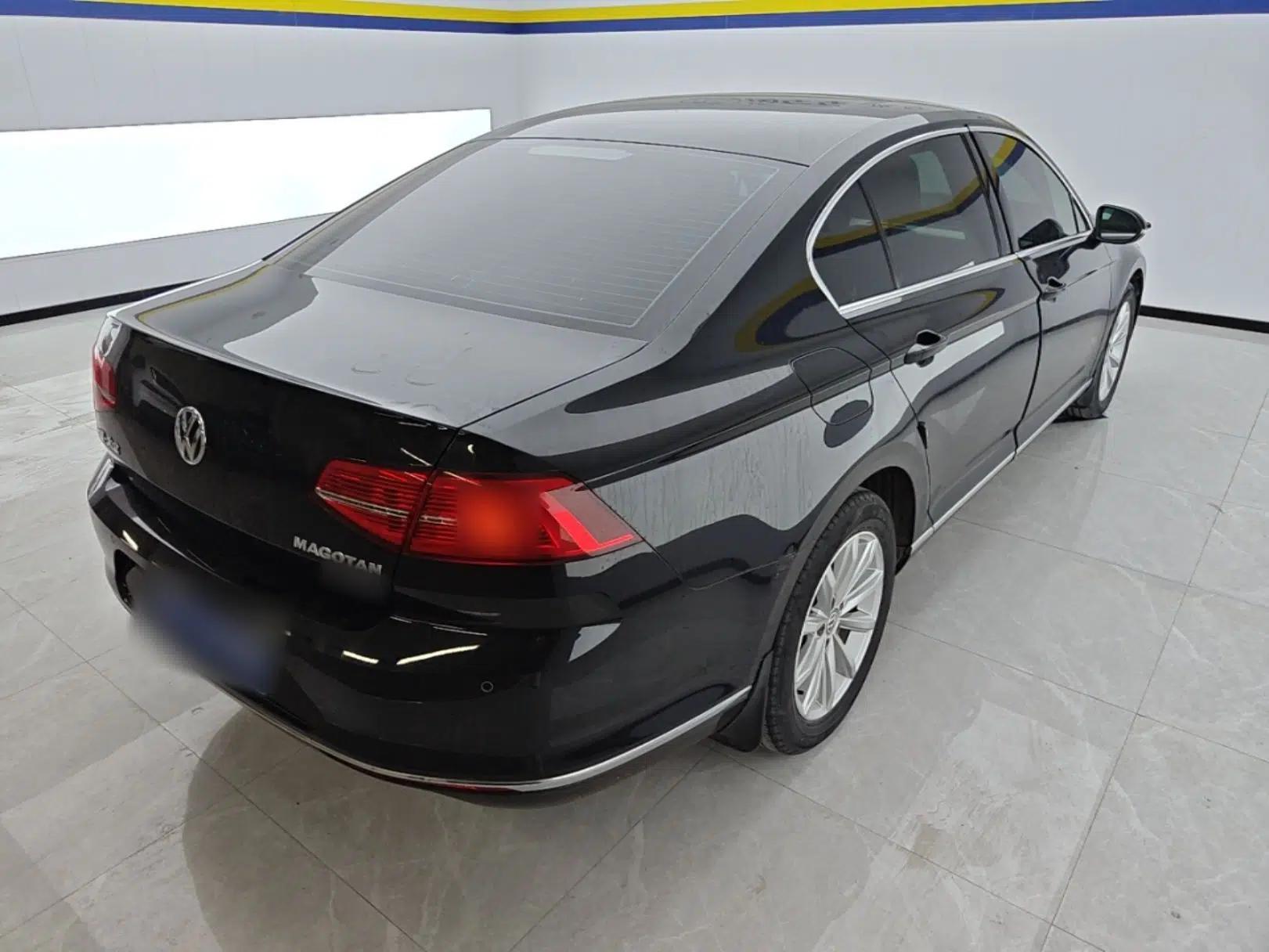 Volkswagen Magotan 2018 280TSI DSG Leading Model — миниатюра 6