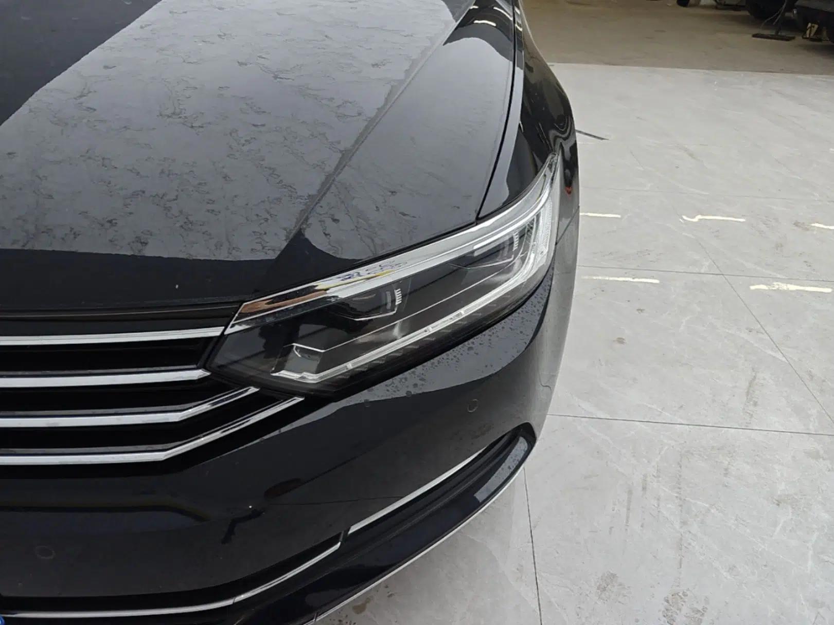 Volkswagen Magotan 2018 280TSI DSG Leading Model — миниатюра 8