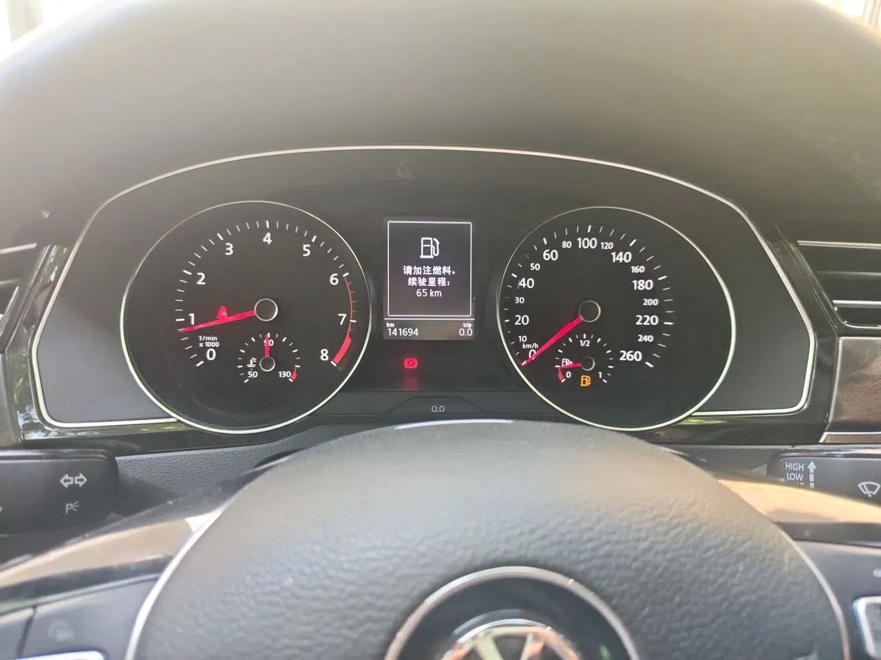 Volkswagen Magotan 2018 Facelift 330TSI DSG Luxury Model — миниатюра 11