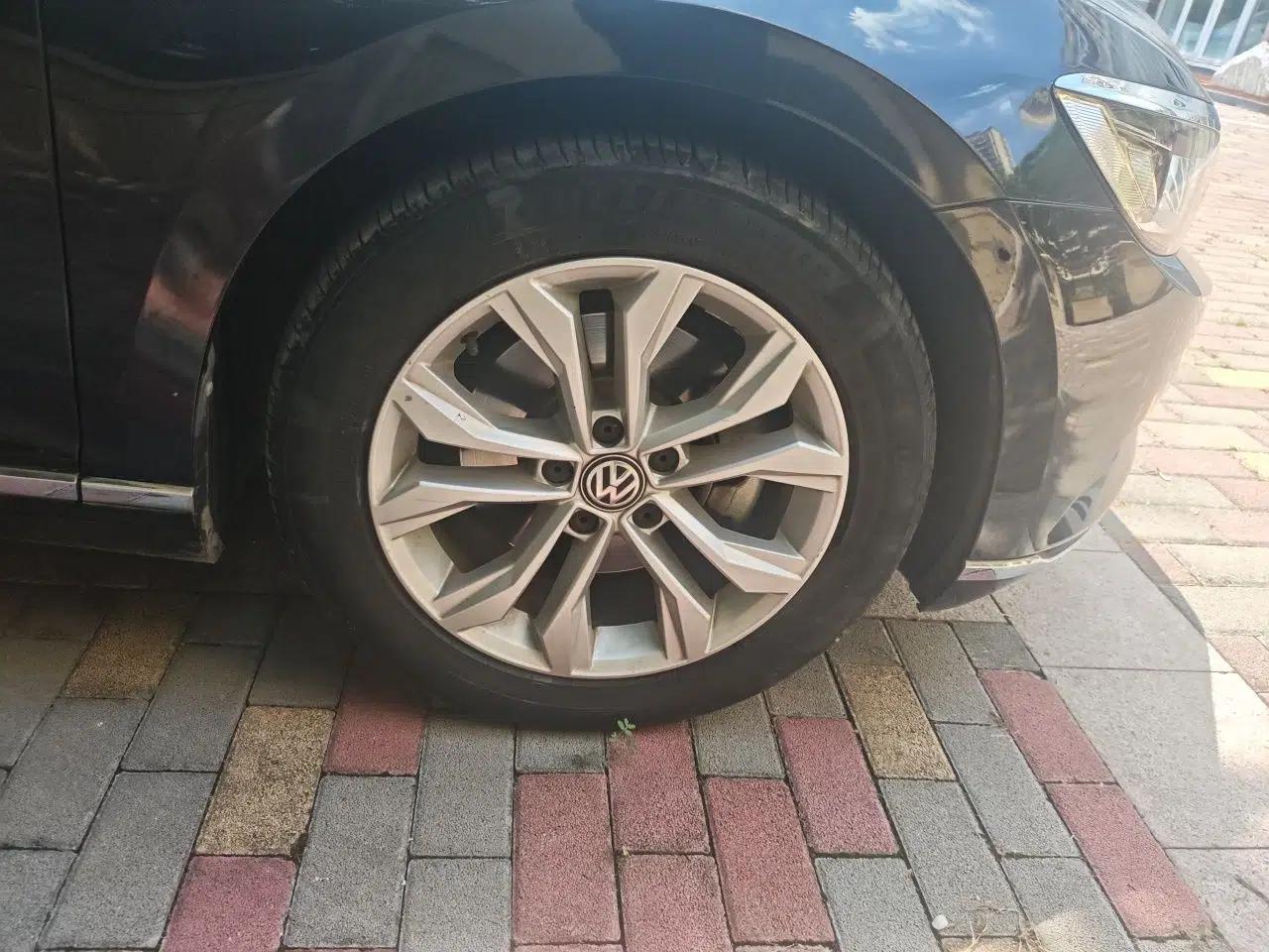 Volkswagen Magotan 2018 Facelift 330TSI DSG Luxury Model — миниатюра 8