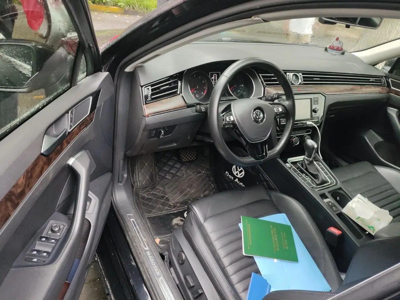 Volkswagen Magotan 2019 330TSI DSG Leading Model China VI Standard — миниатюра 16