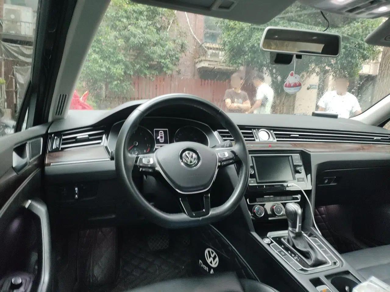 Volkswagen Magotan 2019 330TSI DSG Leading Model China VI Standard — миниатюра 9