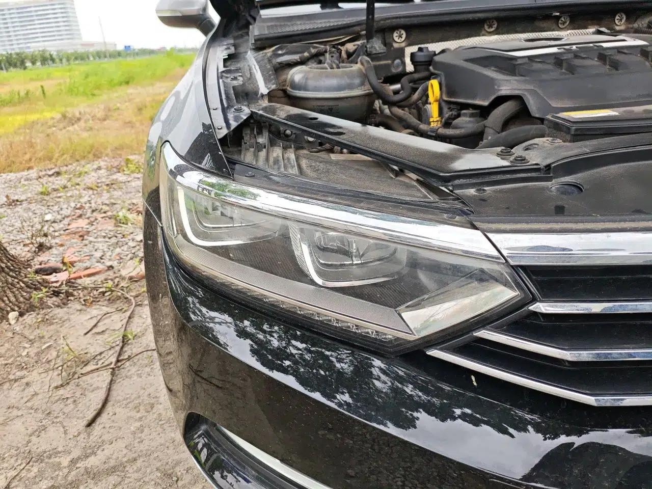 Volkswagen Magotan 2019 330TSI DSG Luxury Model China V Standard — миниатюра 7