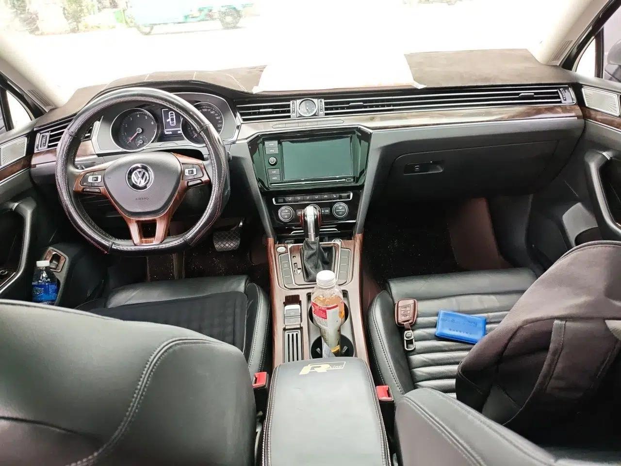 Volkswagen Magotan 2019 330TSI DSG Luxury Model China V Standard — миниатюра 9