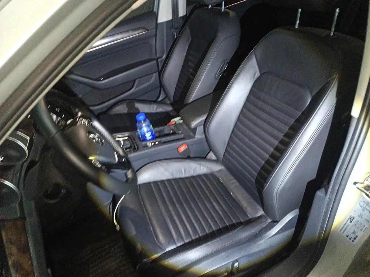 Volkswagen Magotan 2018 330TSI DSG Luxury Model — миниатюра 15