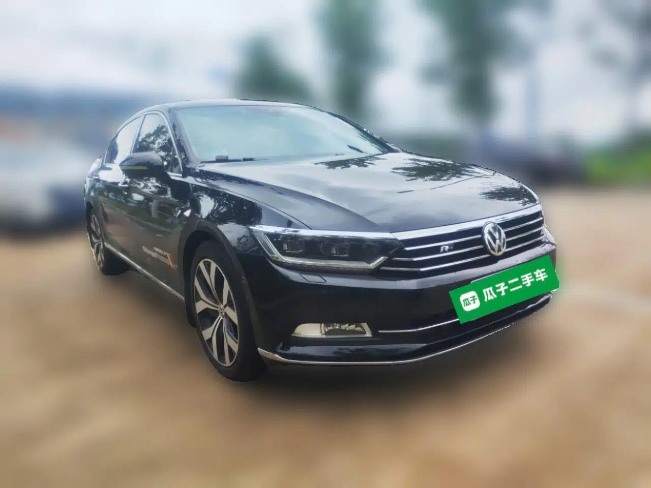 Volkswagen Magotan 2019 330TSI DSG Luxury Model China V Standard — миниатюра 3