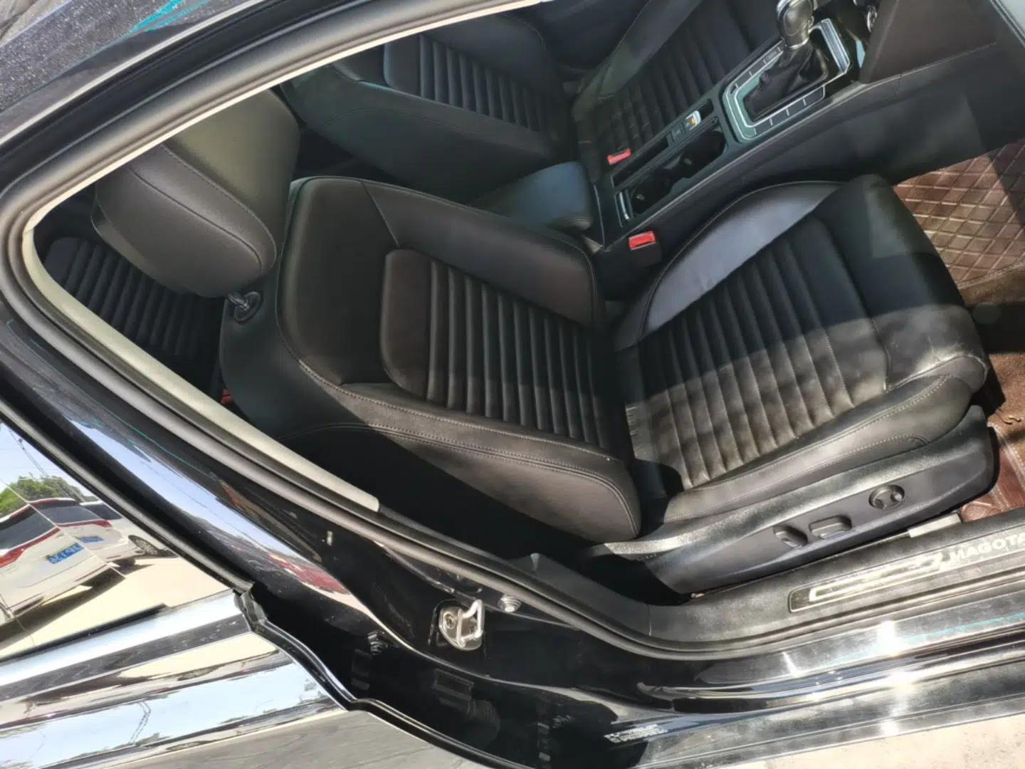 Volkswagen Magotan 2019 330TSI DSG Leading Edition China V Standard — миниатюра 19