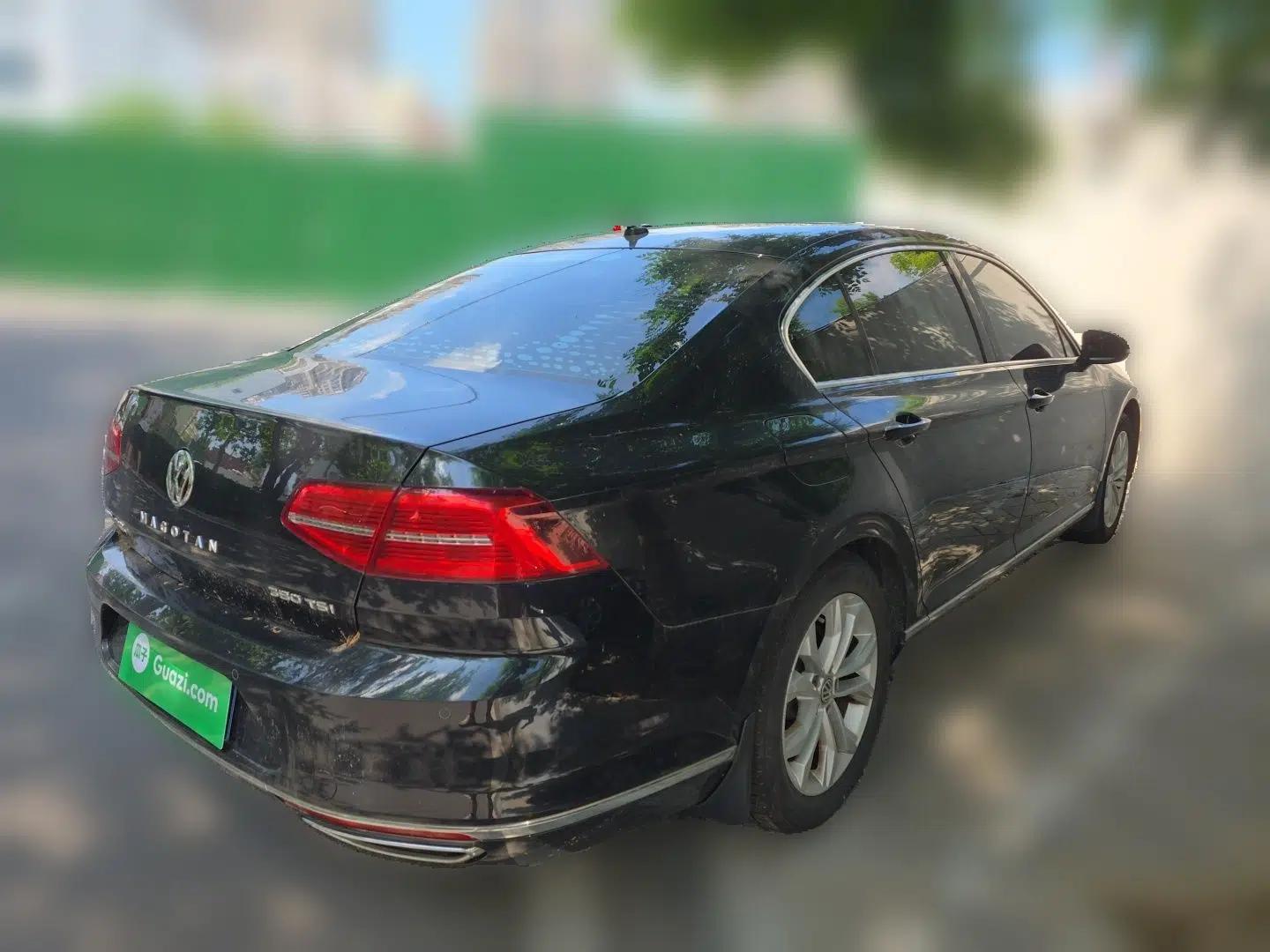 Volkswagen Magotan 2019 330TSI DSG Luxury Version China VI Standard — миниатюра 6