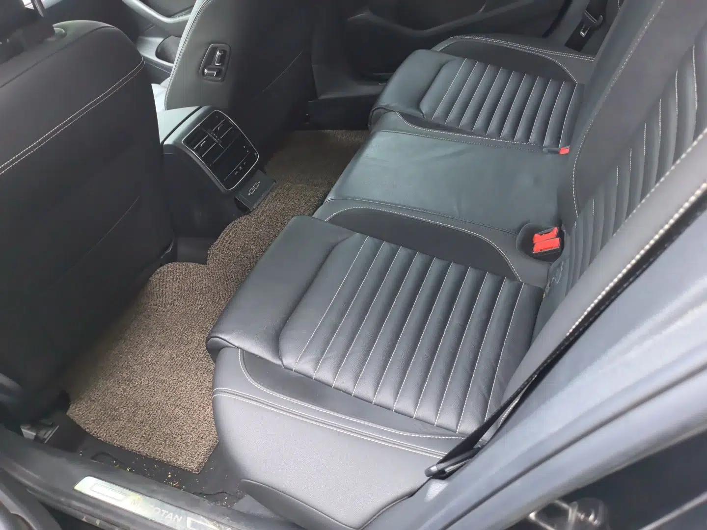 Volkswagen Magotan 2020 330TSI DSG Leading Model — миниатюра 17