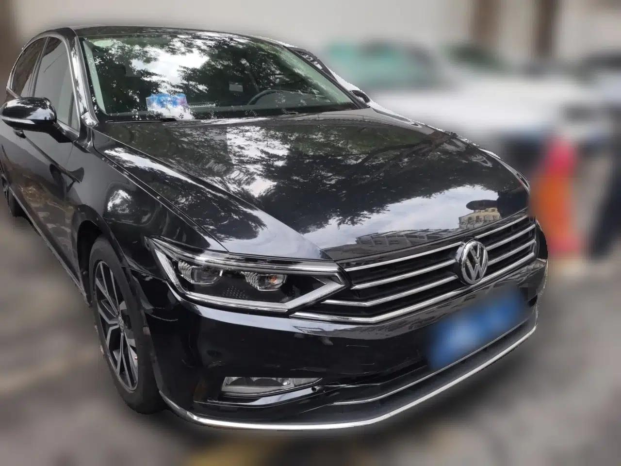 Volkswagen Magotan 2020 330TSI DSG Leading Model — миниатюра 3