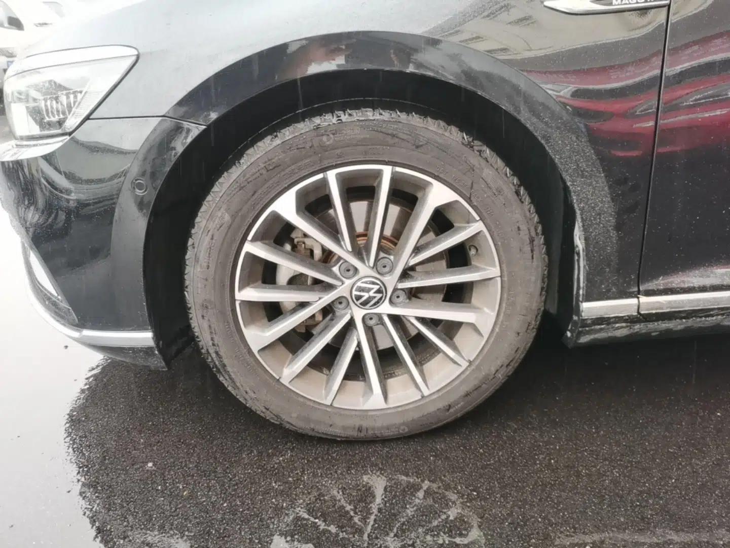 Volkswagen Magotan 2020 380TSI DSG Luxury Version — миниатюра 10