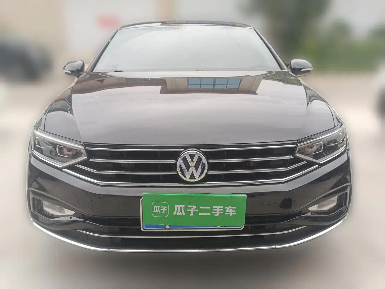 Volkswagen Magotan 2020 330TSI DSG Luxury Edition — миниатюра 2