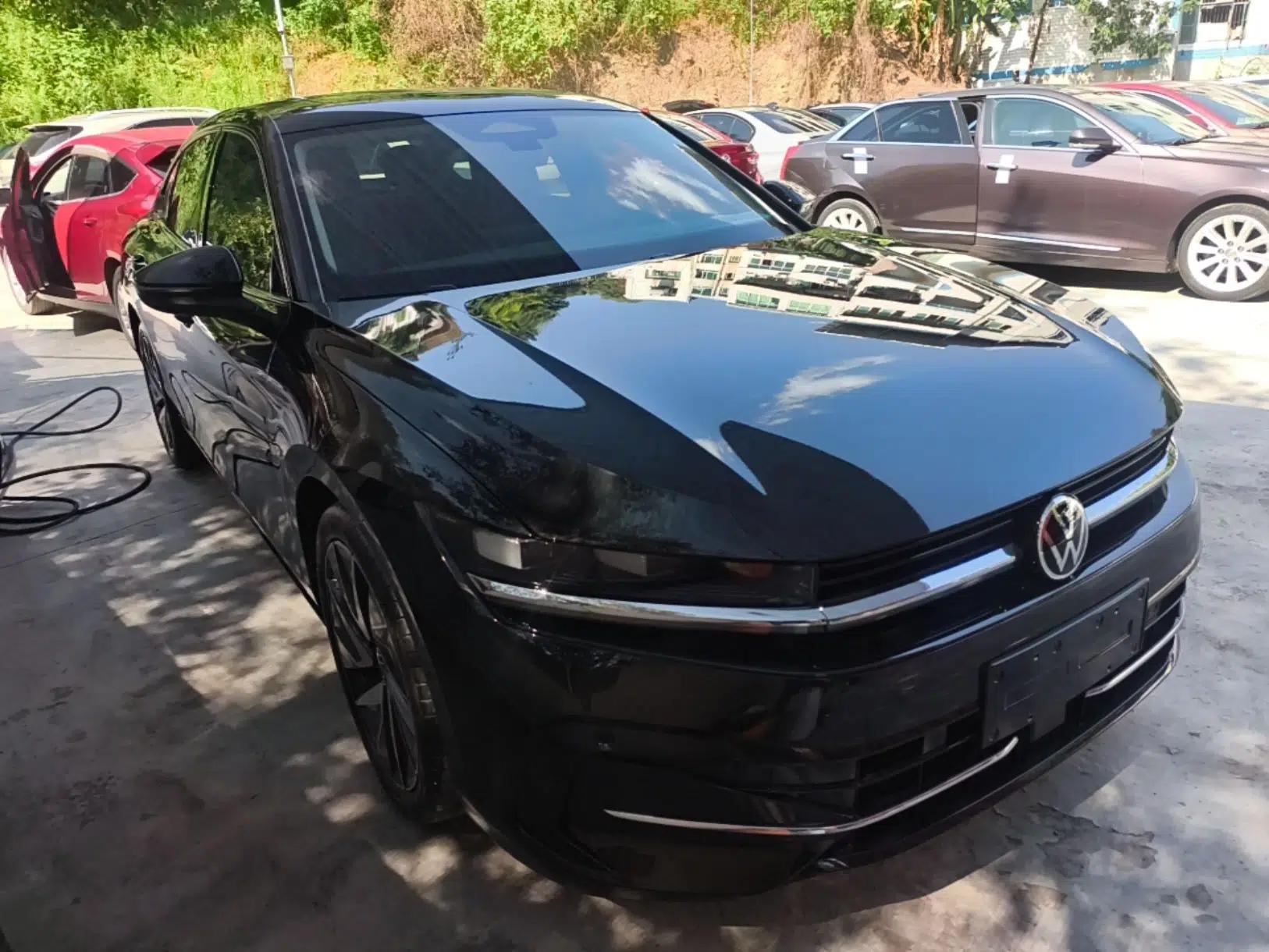 Volkswagen Magotan 2024 380TSI DSG Prestige Edition DaMai Package — миниатюра 3