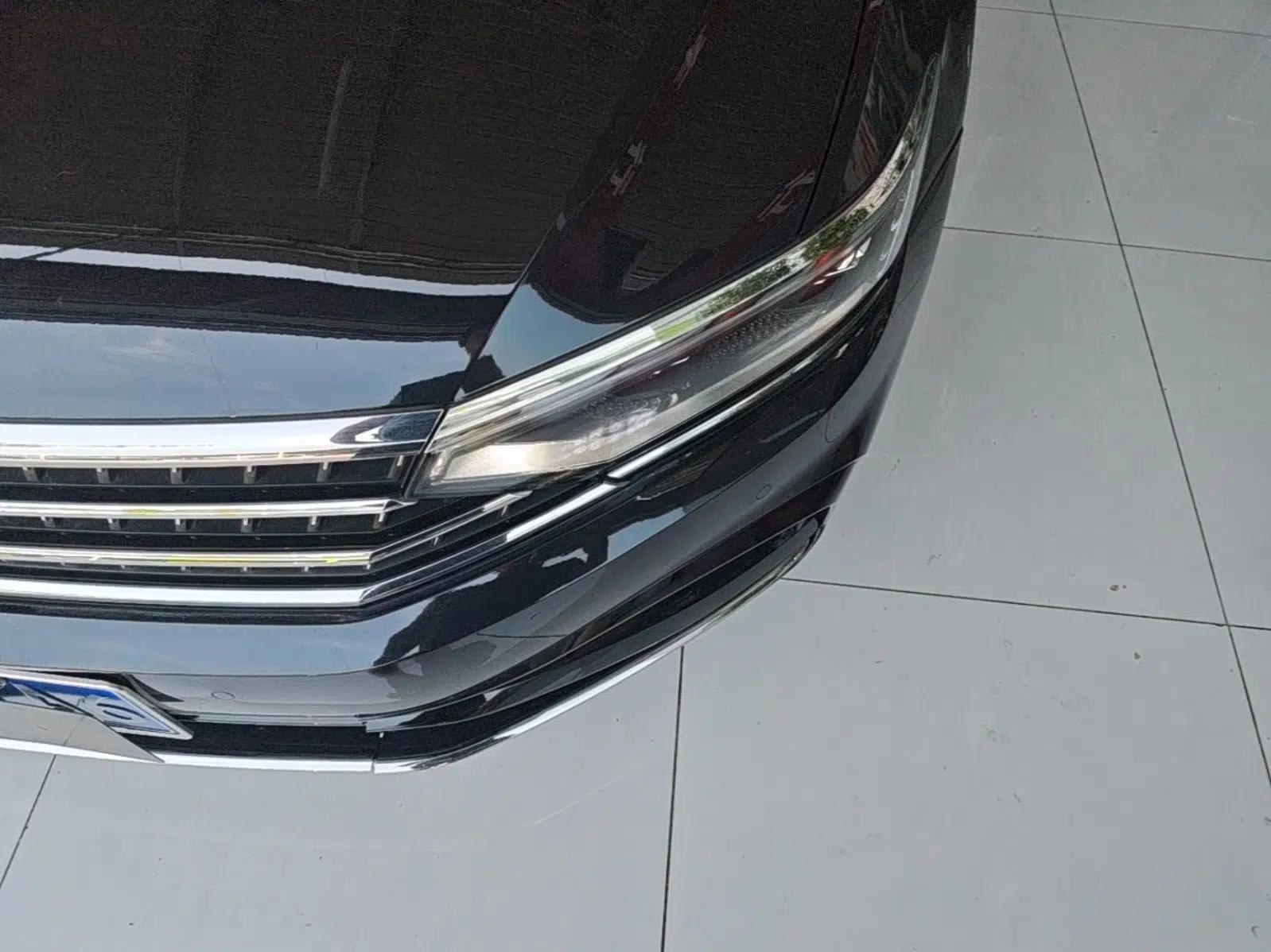 Volkswagen Magotan 2023 2 Million Units Limited-Edition 380TSI DSG Flagship Version — миниатюра 8