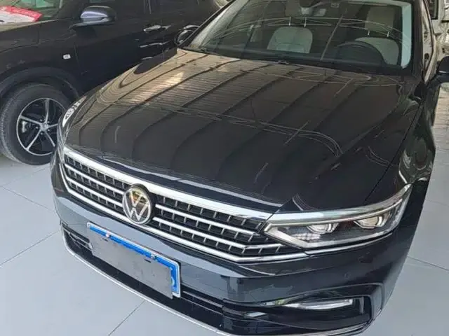 Volkswagen Magotan 2023 2 Million Units Limited-Edition 380TSI DSG Flagship Version