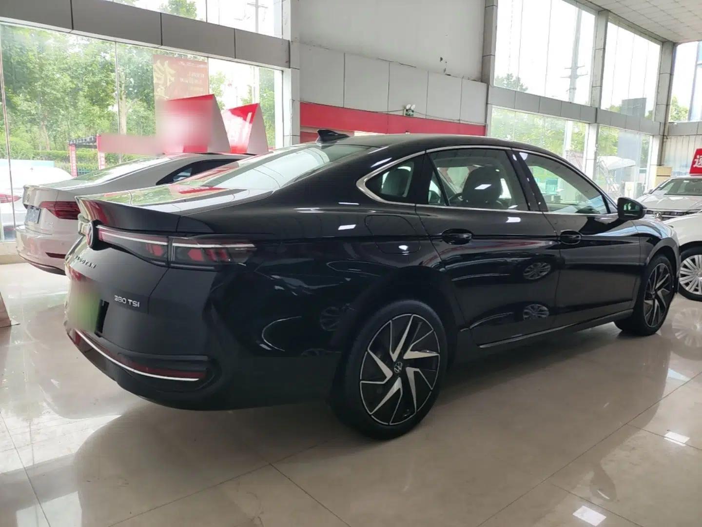 Volkswagen Magotan 2024 380TSI DSG Prestige Edition DaMai Package — миниатюра 6