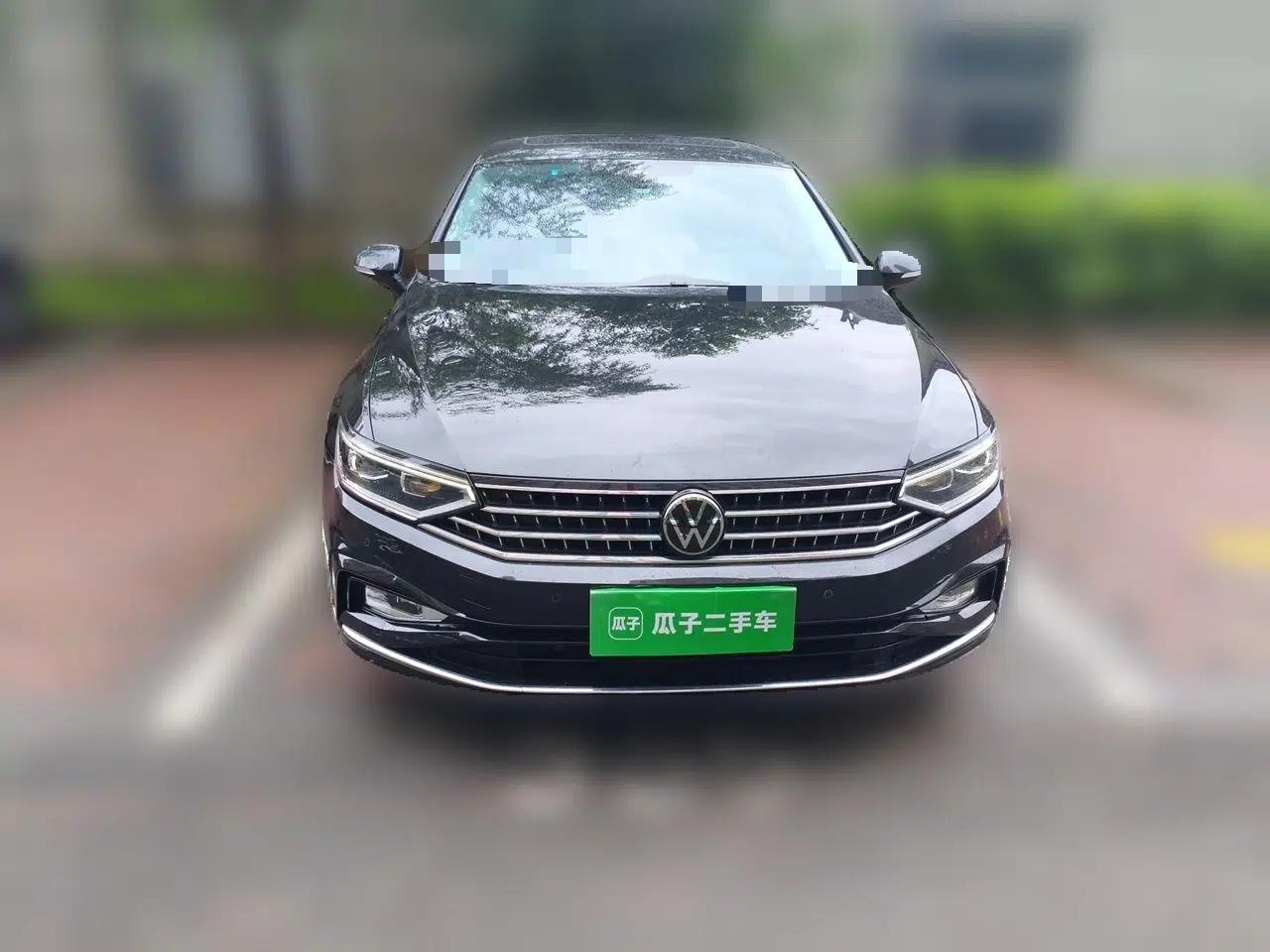 Volkswagen Magotan 2023 2 Million Units Commemorative Edition 330TSI DSG Luxury Version — миниатюра 2