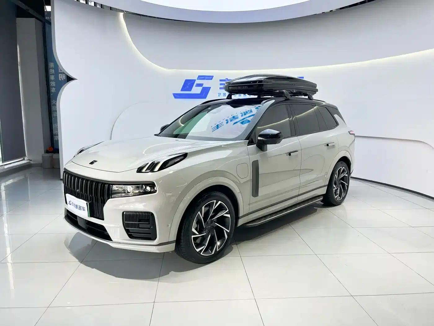 Lynk & Co 09 EM-P 2021 2.0T PHEV Halo 6-seater — миниатюра 1