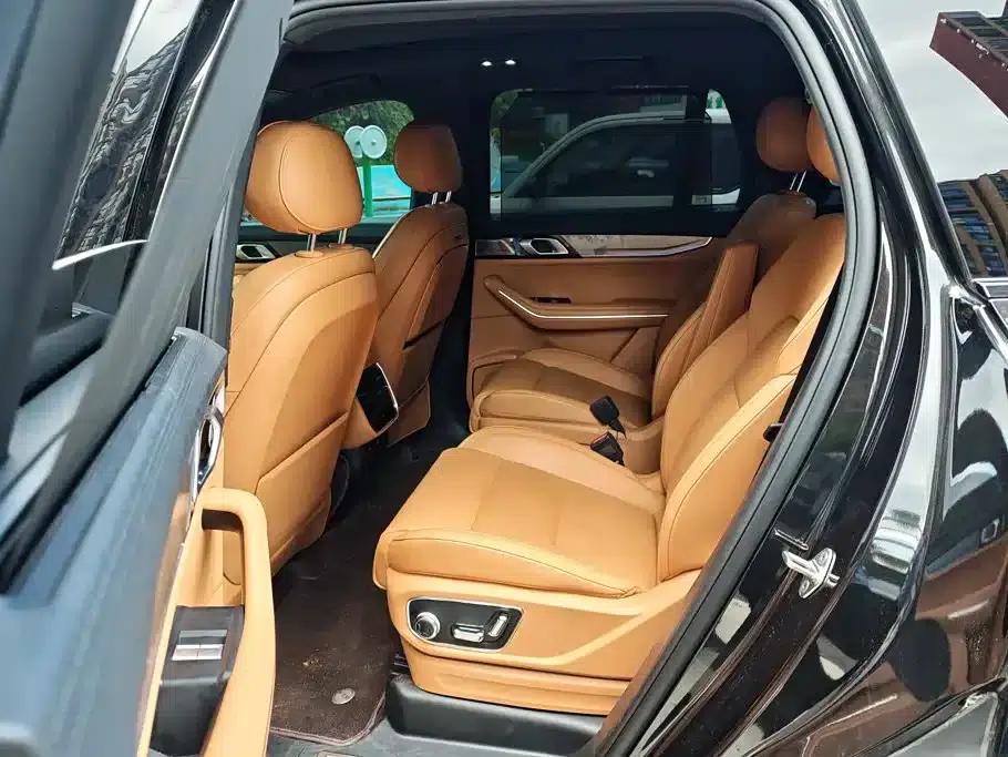 Lynk & Co 09 EM-P 2024 2.0TD EM-P AWD ULTRA Six-Seater — миниатюра 11