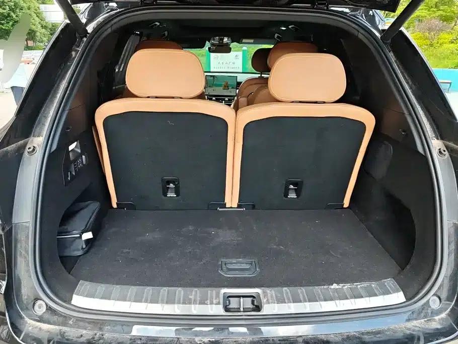 Lynk & Co 09 EM-P 2024 2.0TD EM-P AWD ULTRA Six-Seater — миниатюра 4