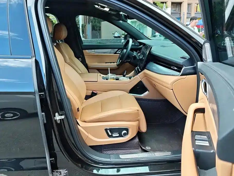 Lynk & Co 09 EM-P 2024 2.0TD EM-P AWD ULTRA Six-Seater — миниатюра 8