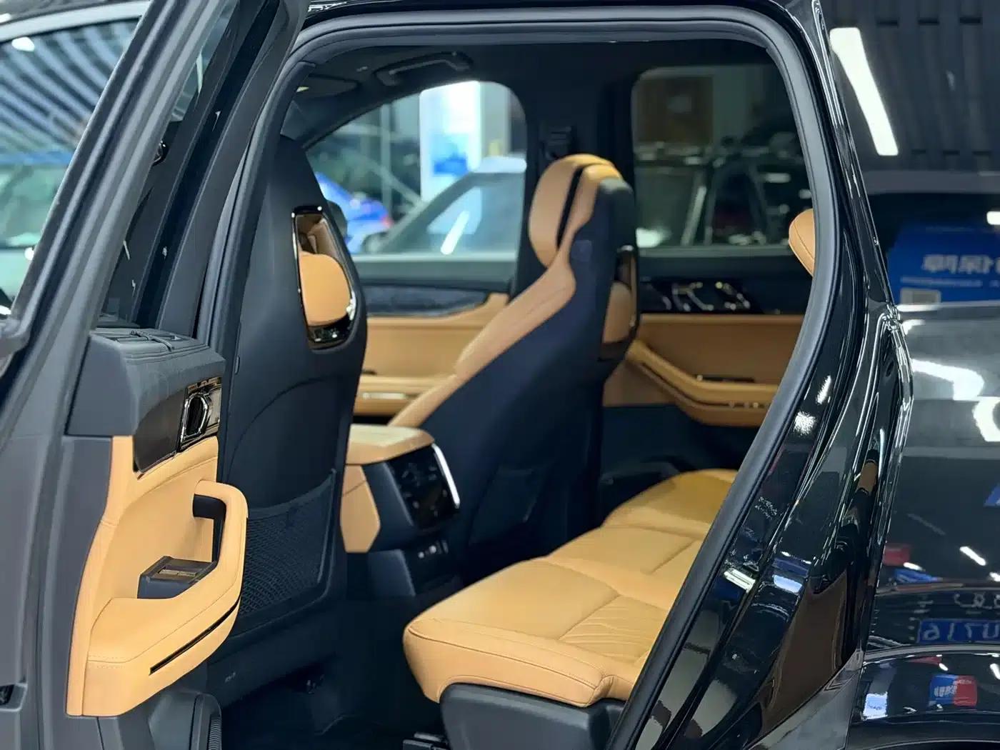 Lynk & Co 09 EM-P 2021 2.0T PHEV Halo 7-seater — миниатюра 12