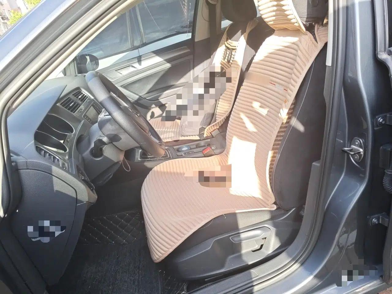 Volkswagen Golf 2014 1.6L Automatic Fashion Model — миниатюра 15