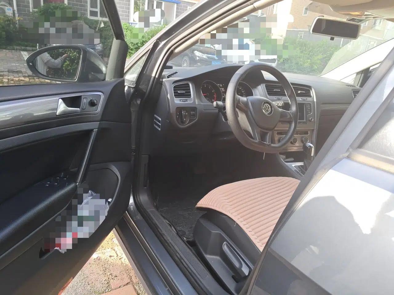 Volkswagen Golf 2014 1.6L Automatic Fashion Model — миниатюра 16
