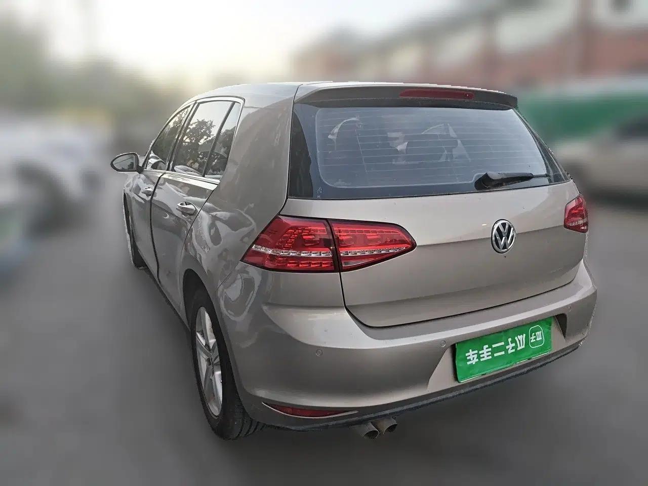 Volkswagen Golf 2015 1.4TSI Manual Comfort Model — миниатюра 4
