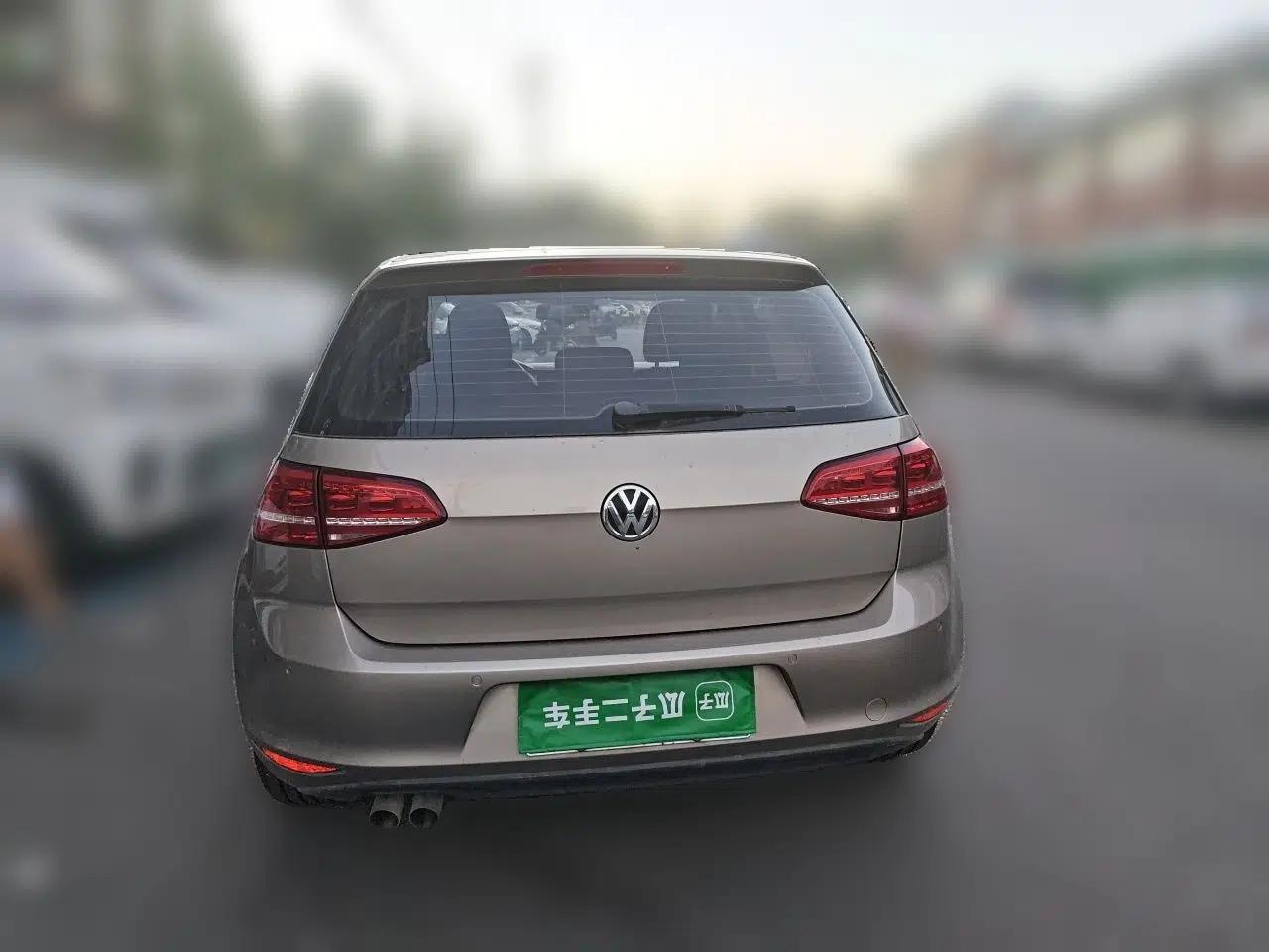 Volkswagen Golf 2015 1.4TSI Manual Comfort Model — миниатюра 5
