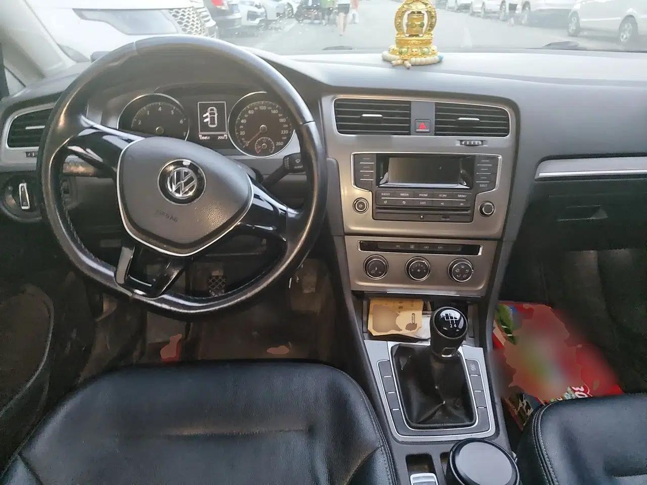 Volkswagen Golf 2015 1.4TSI Manual Comfort Model — миниатюра 9