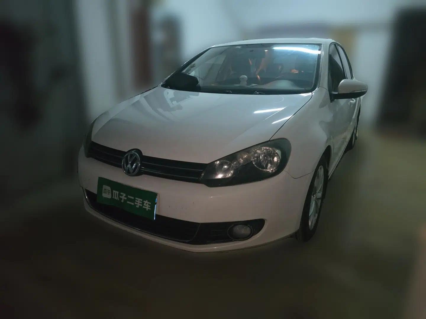 Volkswagen Golf 2012 1.6L Automatic Comfort Model — миниатюра 1