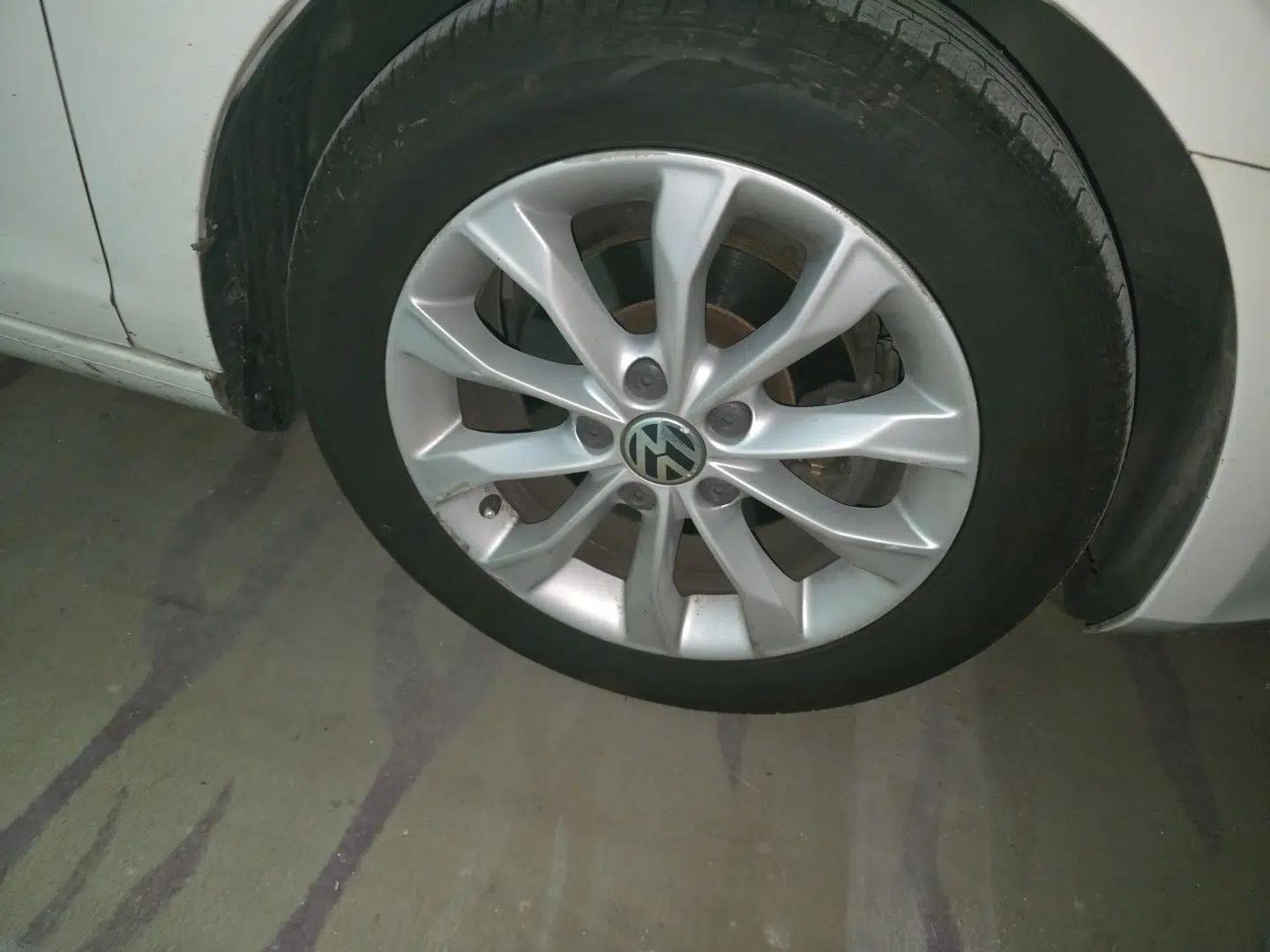 Volkswagen Golf 2012 1.6L Automatic Comfort Model — миниатюра 8