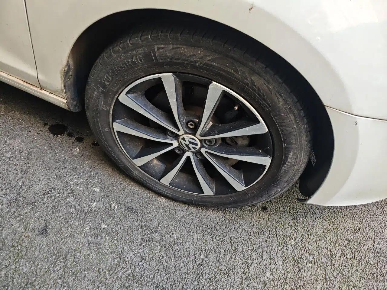 Volkswagen Golf 2012 1.4TSI Automatic Luxury Edition — миниатюра 8