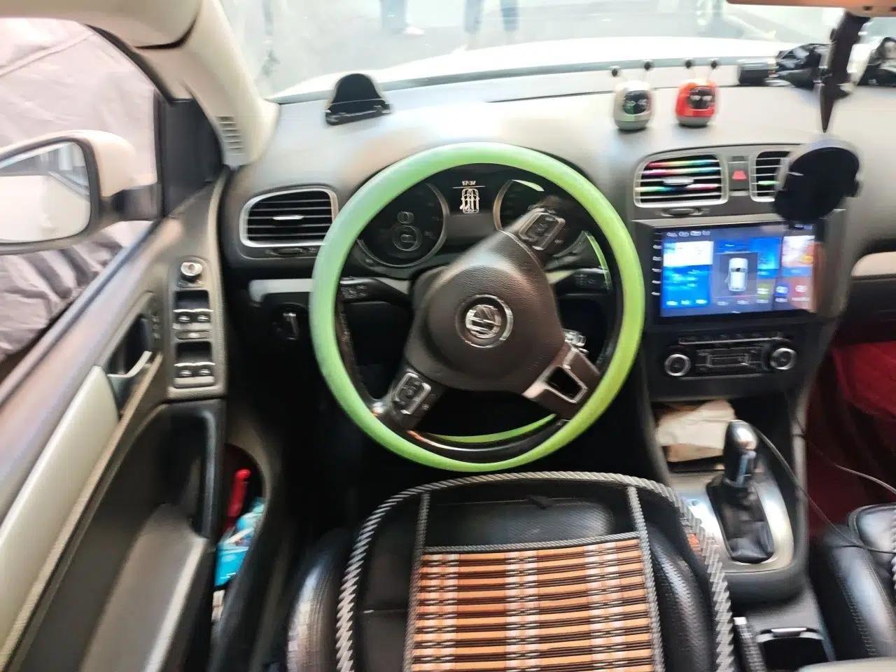 Volkswagen Golf 2012 1.4TSI Automatic Luxury Edition — миниатюра 10