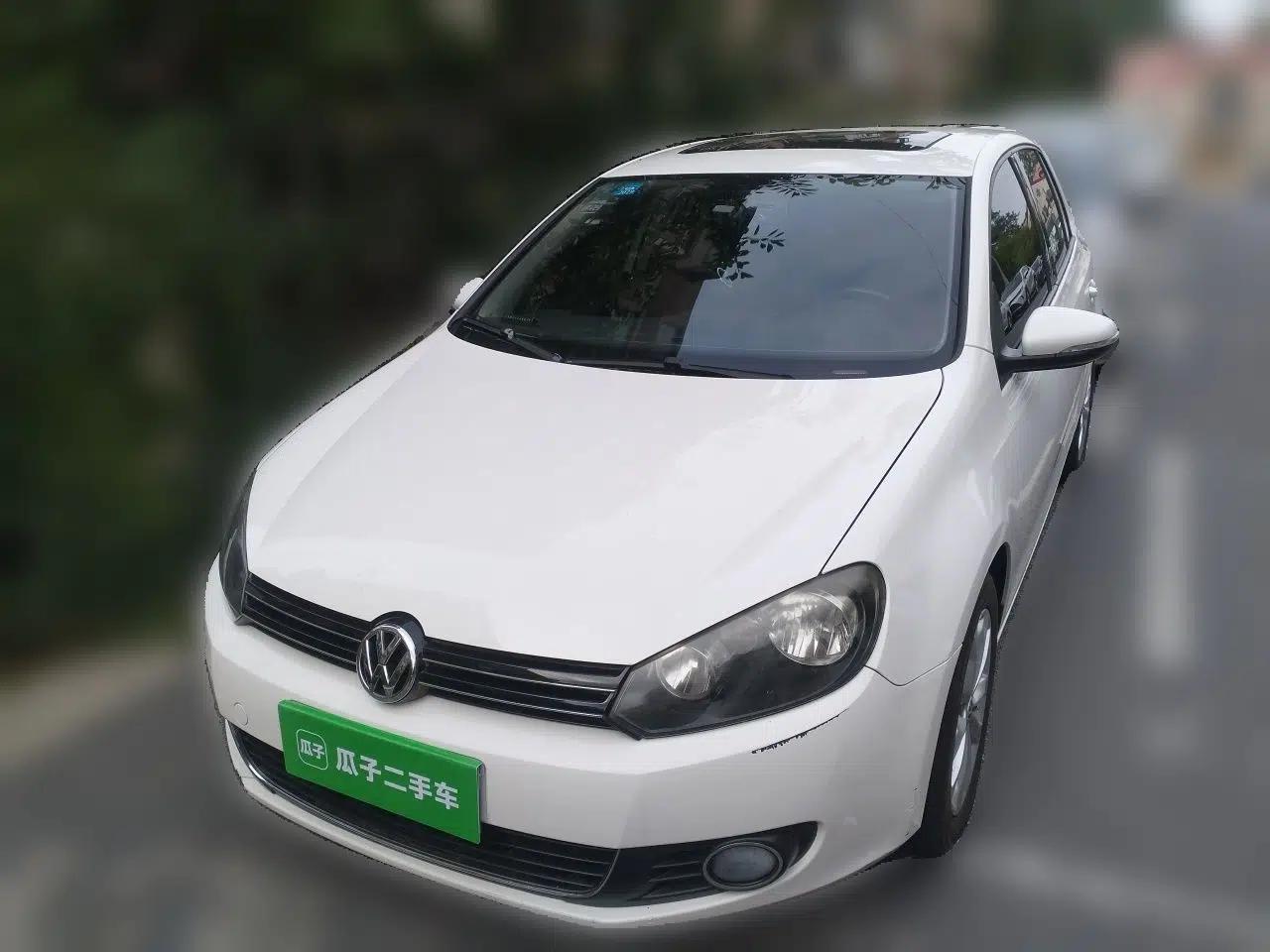 Volkswagen Golf 2012 1.6L Automatic Comfort Model — миниатюра 1