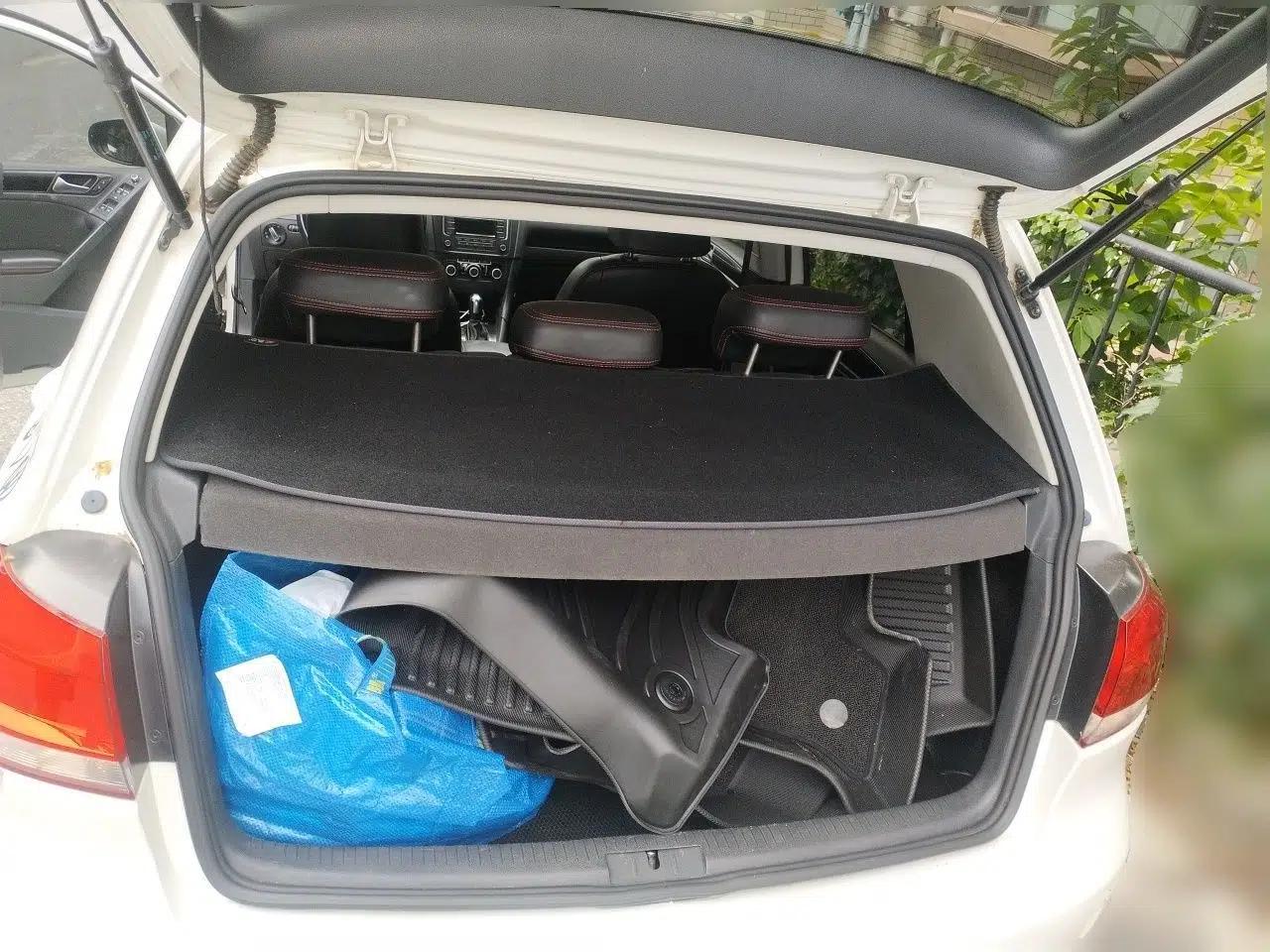 Volkswagen Golf 2012 1.6L Automatic Comfort Model — миниатюра 19