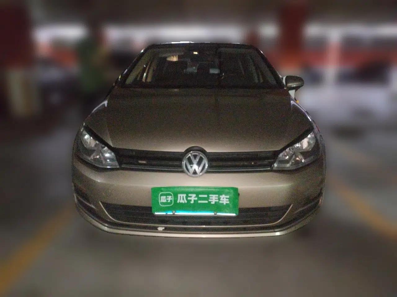 Volkswagen Golf 2016 230TSI Automatic Luxury Version — миниатюра 2