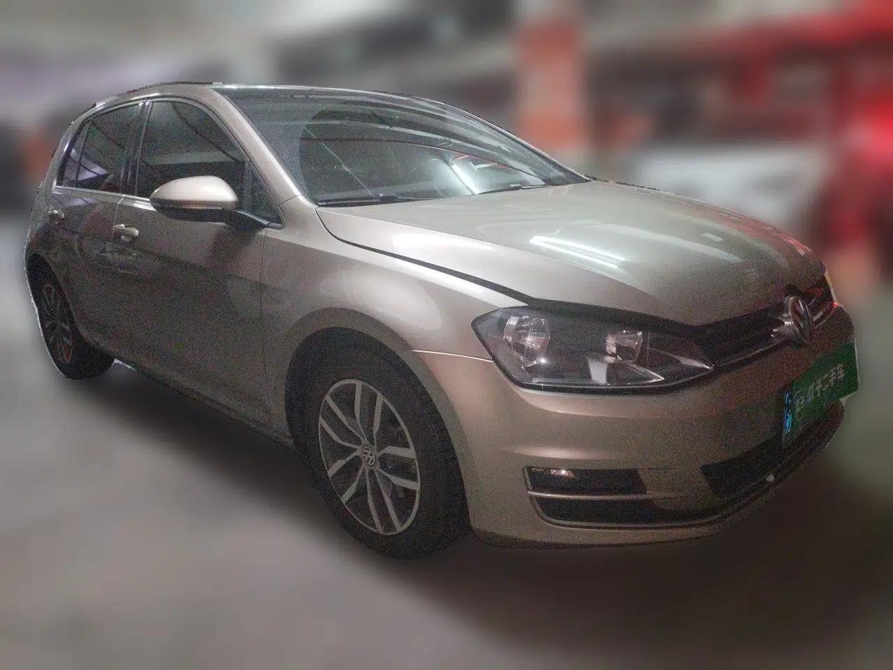 Volkswagen Golf 2016 230TSI Automatic Luxury Version — миниатюра 3