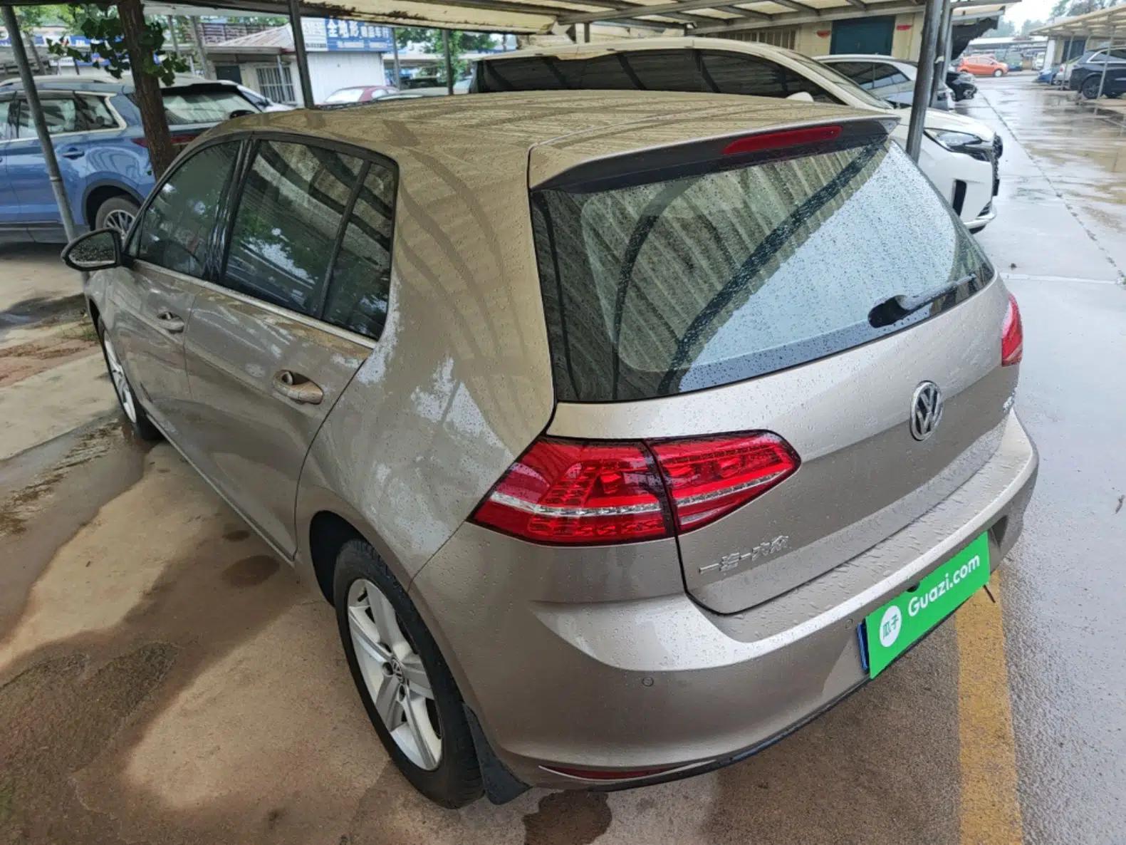 Volkswagen Golf 2015 1.6L Automatic Comfort Model — миниатюра 4
