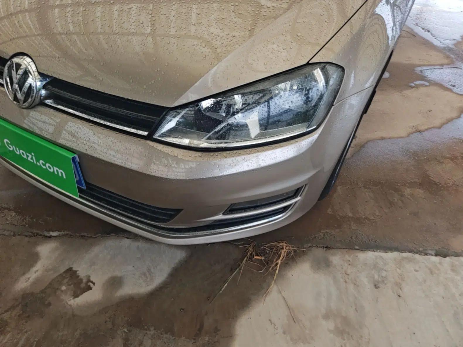 Volkswagen Golf 2015 1.6L Automatic Comfort Model — миниатюра 8