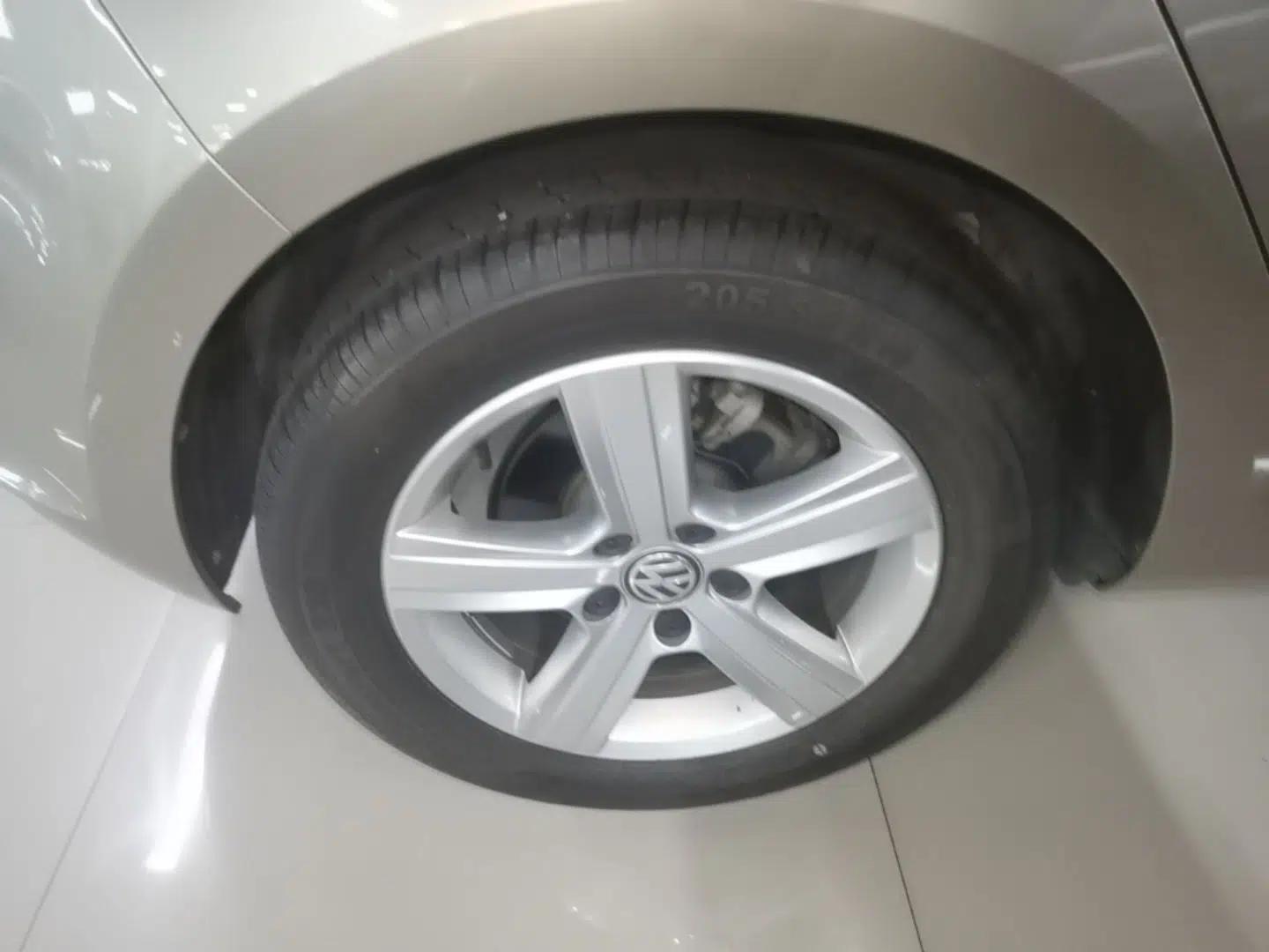 Volkswagen Golf 2015 1.4TSI Automatic Comfort Model — миниатюра 11