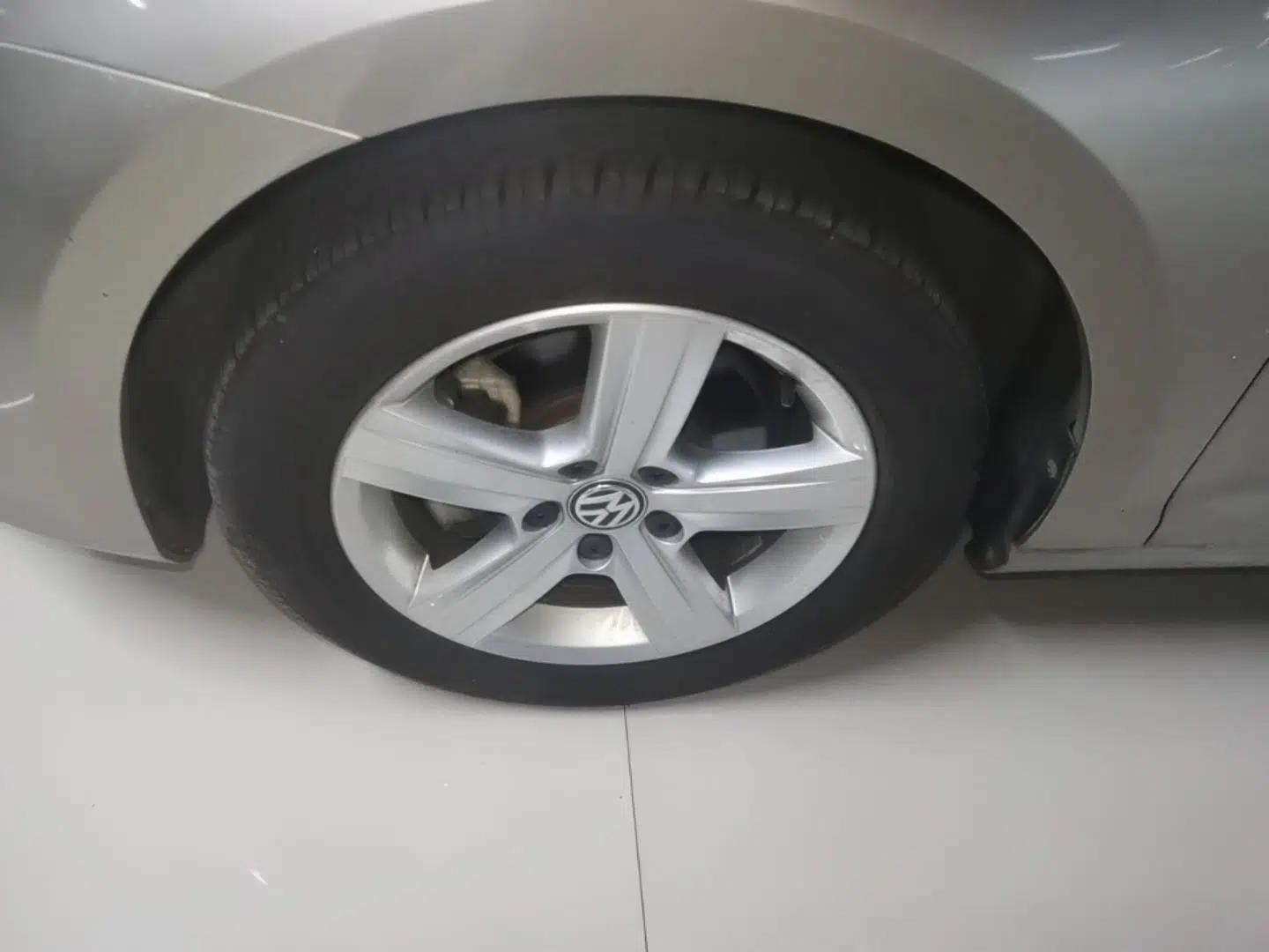 Volkswagen Golf 2015 1.4TSI Automatic Comfort Model — миниатюра 15