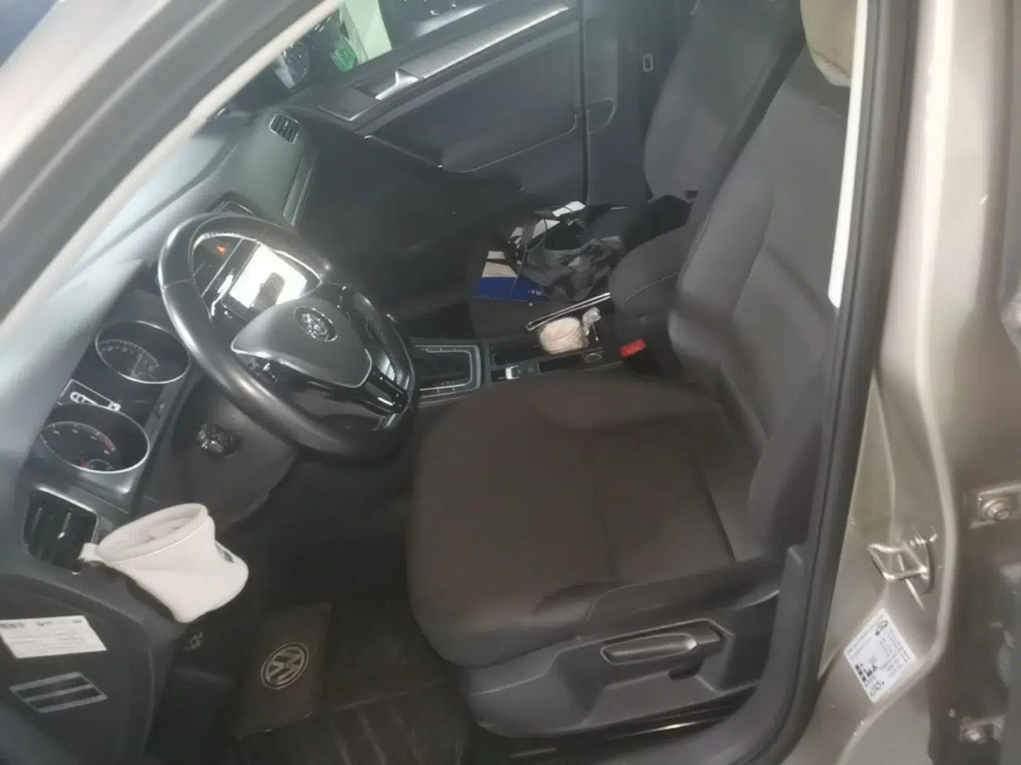 Volkswagen Golf 2015 1.4TSI Automatic Comfort Model — миниатюра 22