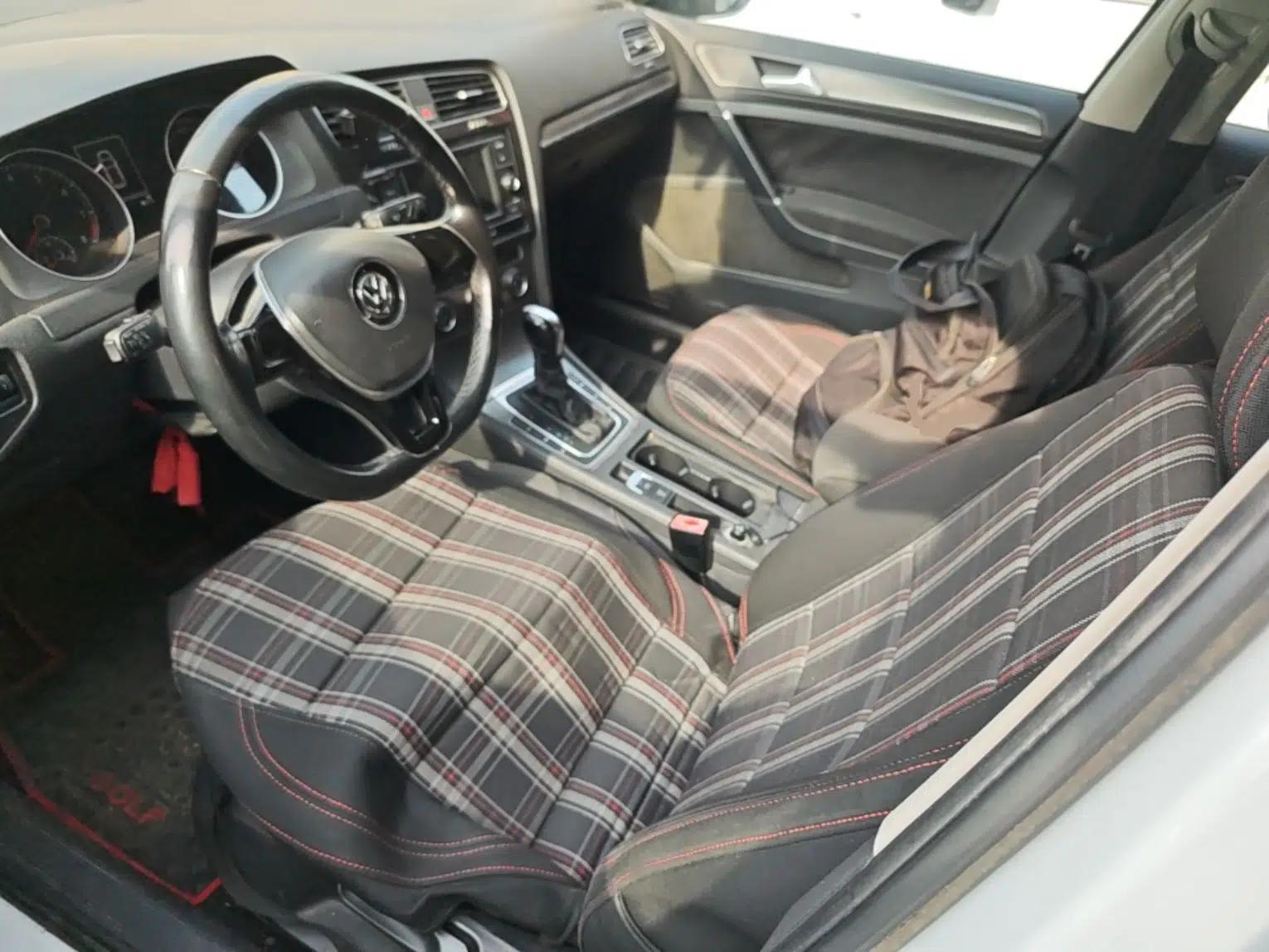 Volkswagen Golf 2014 1.4TSI Automatic Comfort Model — миниатюра 17